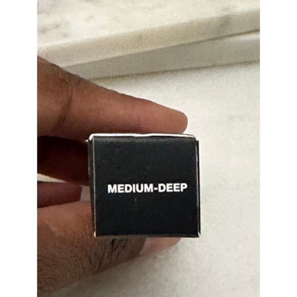 NARS NIB Radiant Creamy Color Corrector Concealer 0.22 Oz - Medium Deep - Picture 2 of 5